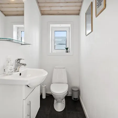 Prázdninový dům Henrich - 200m From The Sea By Interhome *